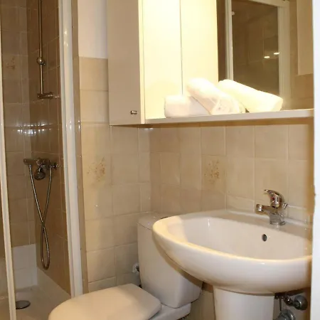 Coquet 150m Plage, - Fr-1-252a-86 * Villeneuve-Loubet